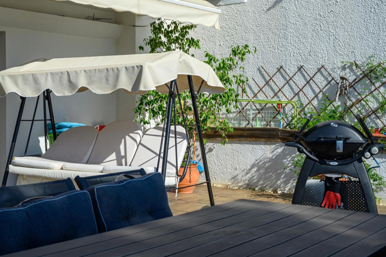 5 Meters From The Beach Chrani Exterior photo